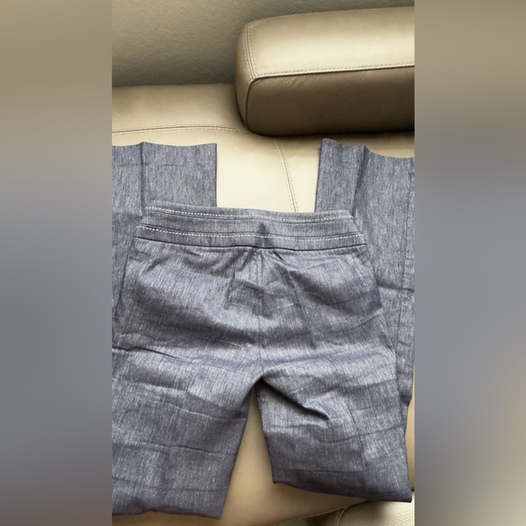 Jacket and pants suit in size 6, BEBE - Picture 9 of 16